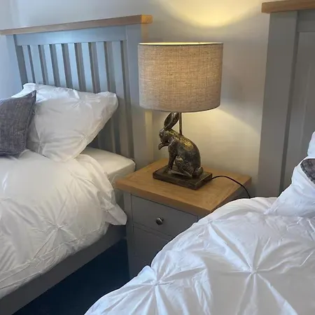 Idyllic Sleeps 4 Pet Friendly *