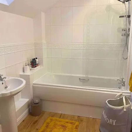 Idyllic Sleeps 4 Pet Friendly Kirkby Thore