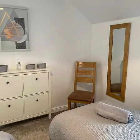 Idyllic Sleeps 4 Pet Friendly Kirkby Thore