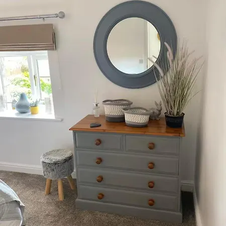 Idyllic Sleeps 4 Pet Friendly