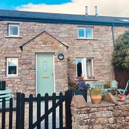 Дом отдыха Idyllic Sleeps 4 Pet Friendly Kirkby Thore